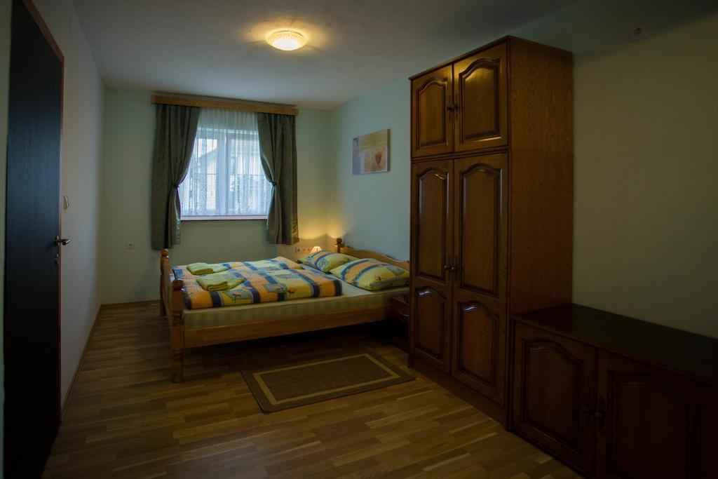 Guest House Pasada Слуни Стая снимка