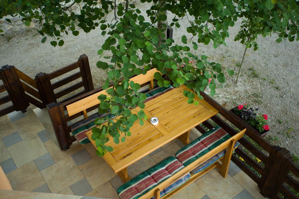 Guest House Pasada Слуни Екстериор снимка