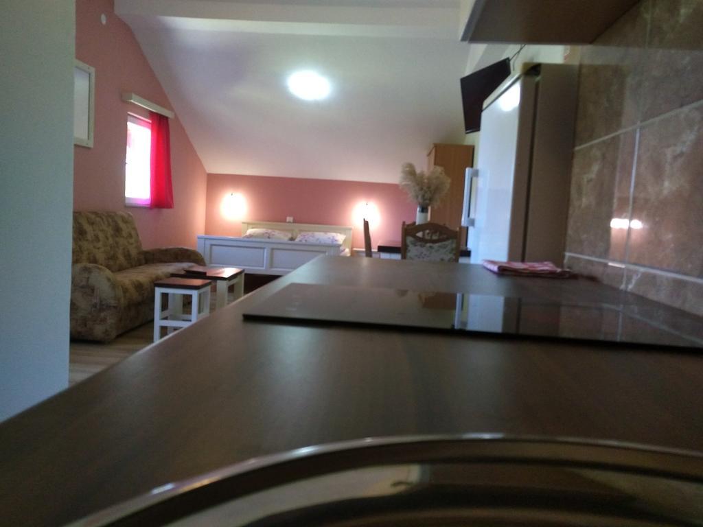 Guest House Pasada Слуни Екстериор снимка